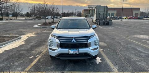 Mitsubishi Outlander 2025