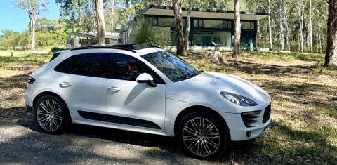 Porsche MACAN 2014