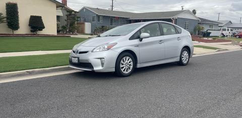 Toyota Prius Plug-In 2012