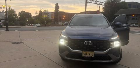 Hyundai Santa Fe 2023