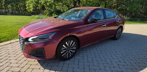 Nissan Altima 2025