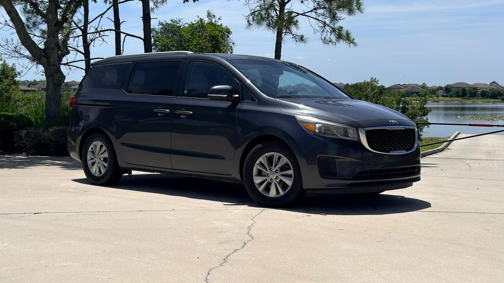 Kia Sedona 2016 in 