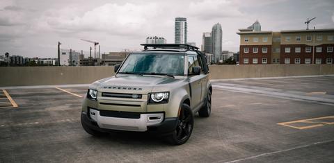 Land Rover Defender 2023