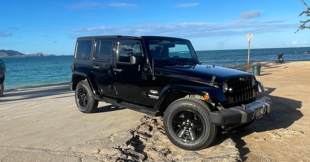 Jeep Wrangler Unlimited 2013 rental in Honolulu, HI by Takio M. Turo