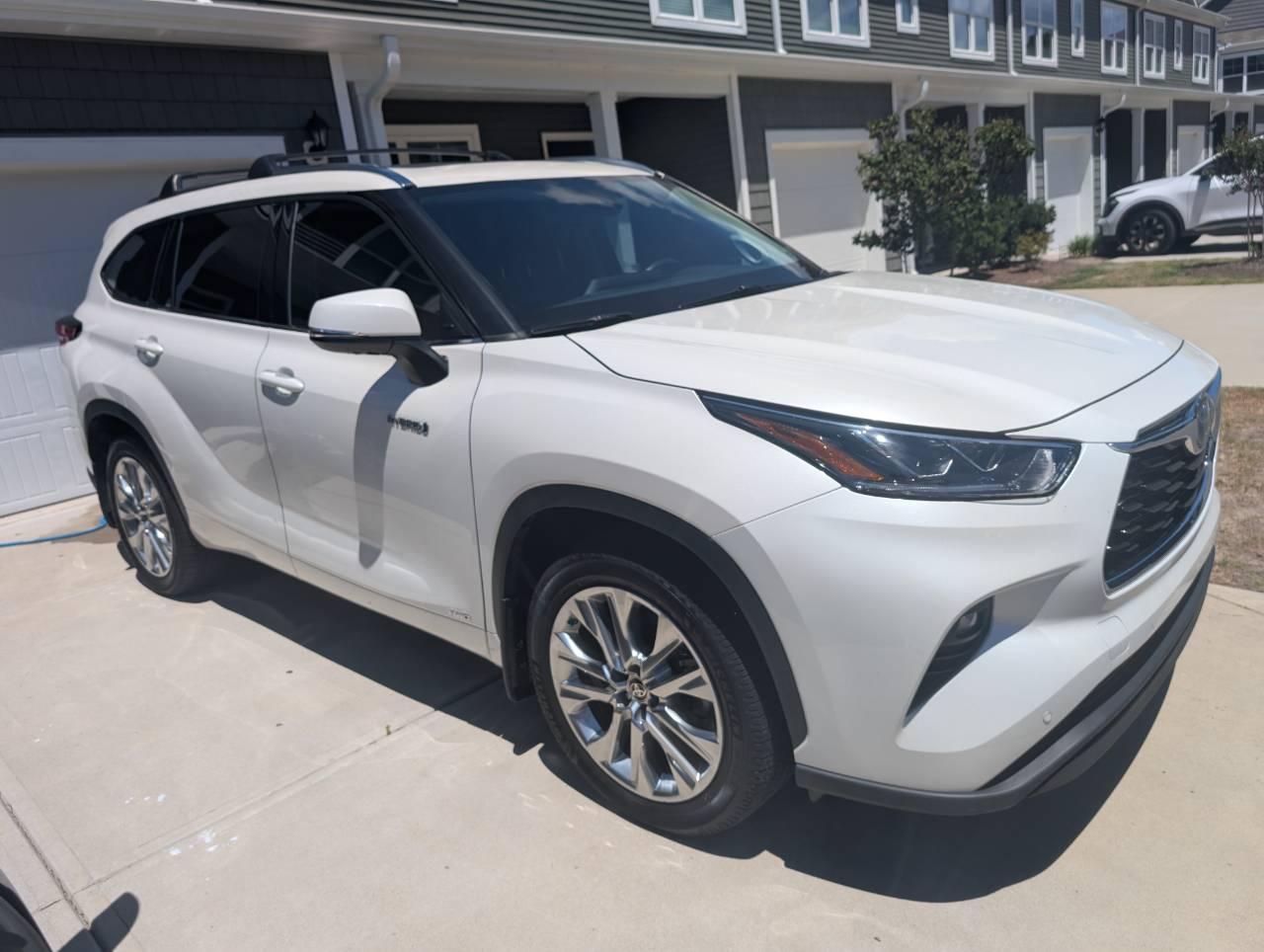 Toyota Highlander Hybrid 2021 in Wilmington, NC
