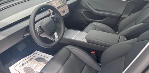 Tesla Model 3 2025
