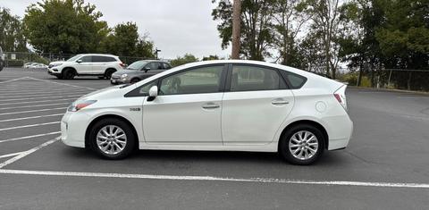 Toyota Prius Plug-In 2014