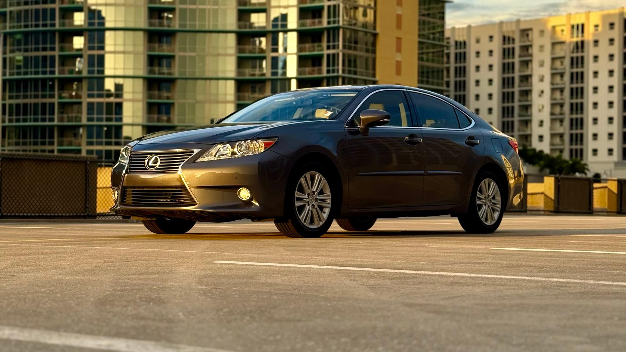 Lexus ES 2015 in 