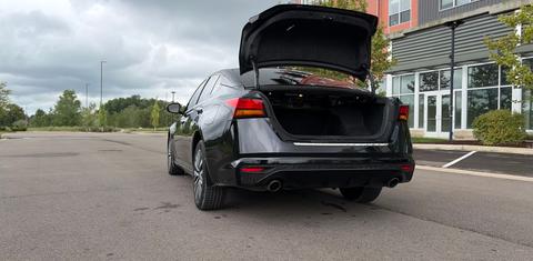 Nissan Altima 2023