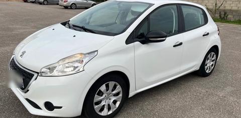 Peugeot 208 2013