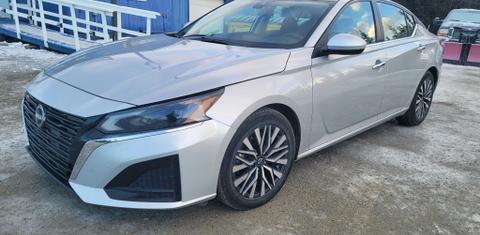 Nissan Altima 2023