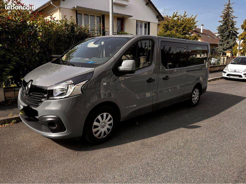 Renault TRAFIC III 2017 à Givry