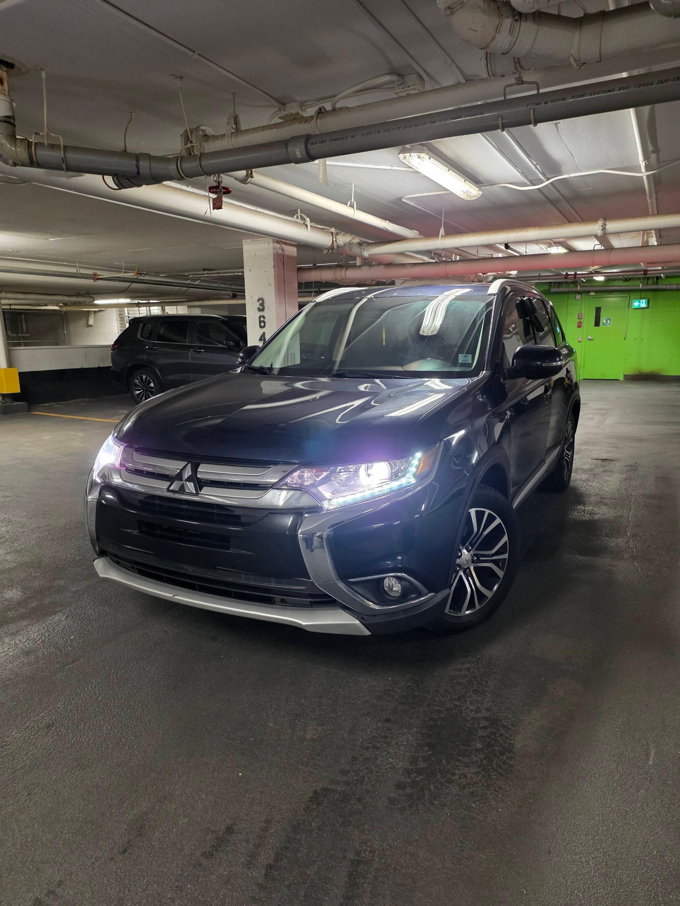 Mitsubishi Outlander 2016 in Halifax, NS