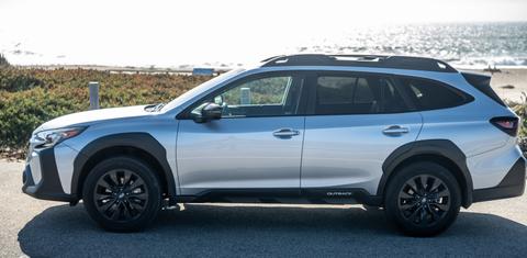 Subaru Outback 2025