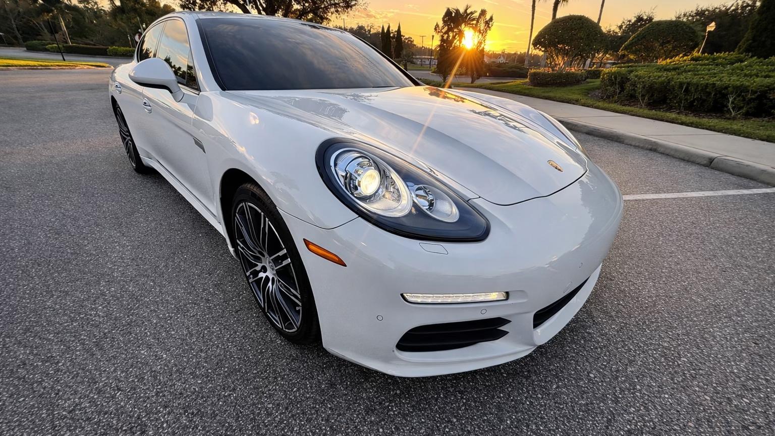 Porsche Panamera 2016 in Tampa, FL