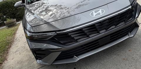 Hyundai Elantra 2024