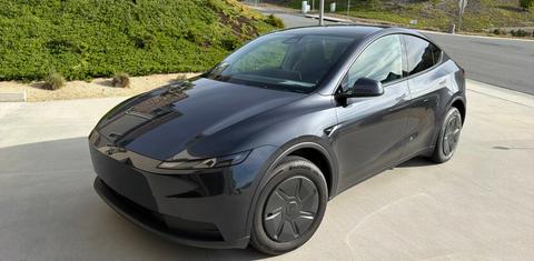 Tesla Model Y 2026