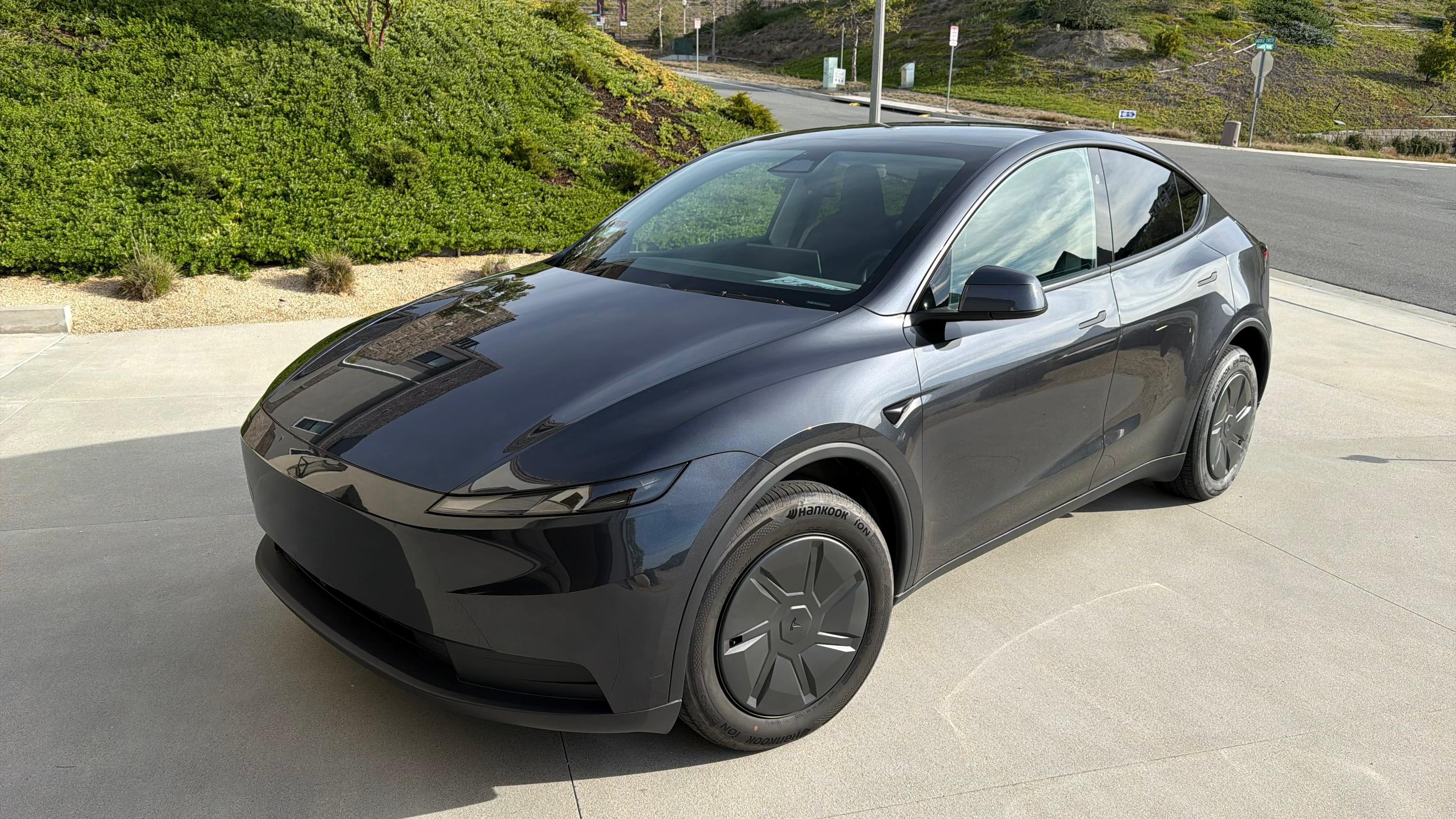Tesla Model Y 2026 in Silverado, CA