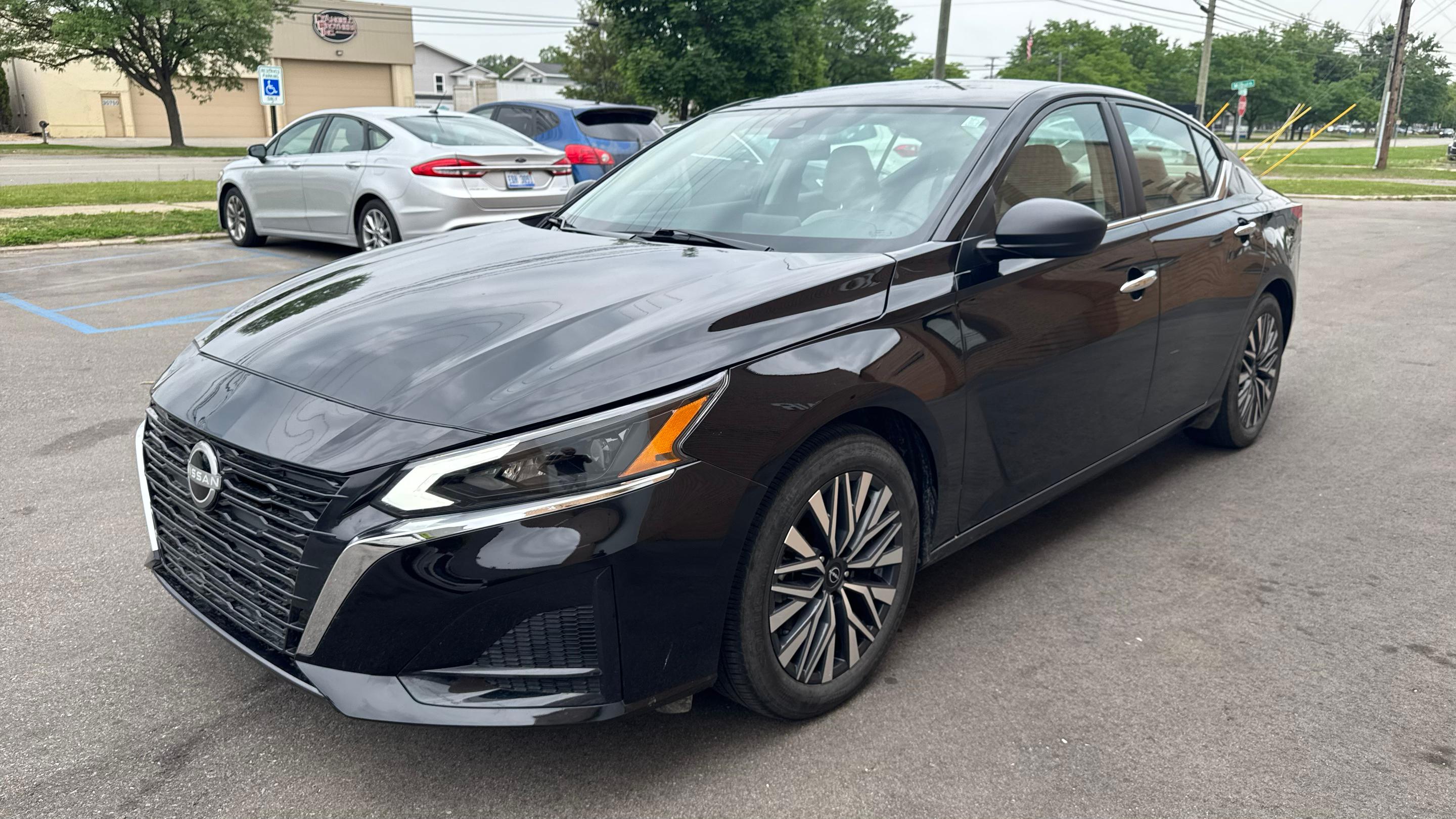 Nissan Altima 2024 in Livonia, MI