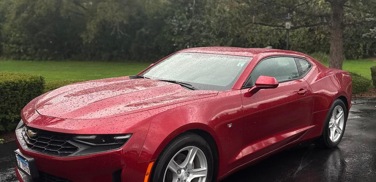 Chevrolet Camaro 2023 rental in Lemont, IL by Edgie Loyd C. Turo