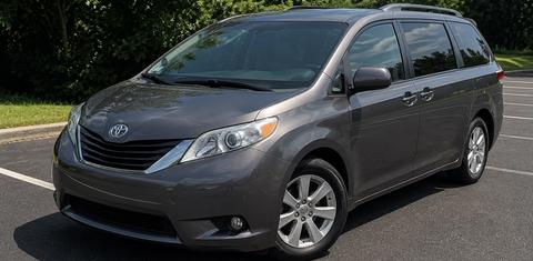 Toyota Sienna 2013
