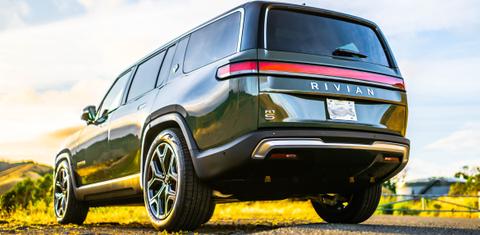 Rivian R1S 2023