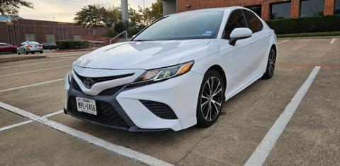 Toyota Camry 2019