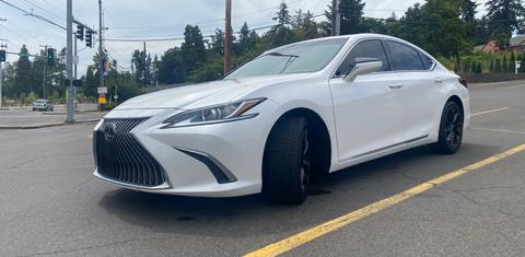 Lexus ES 2021
