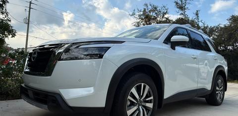 Nissan Pathfinder 2025