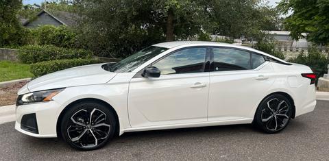 Nissan Altima 2023