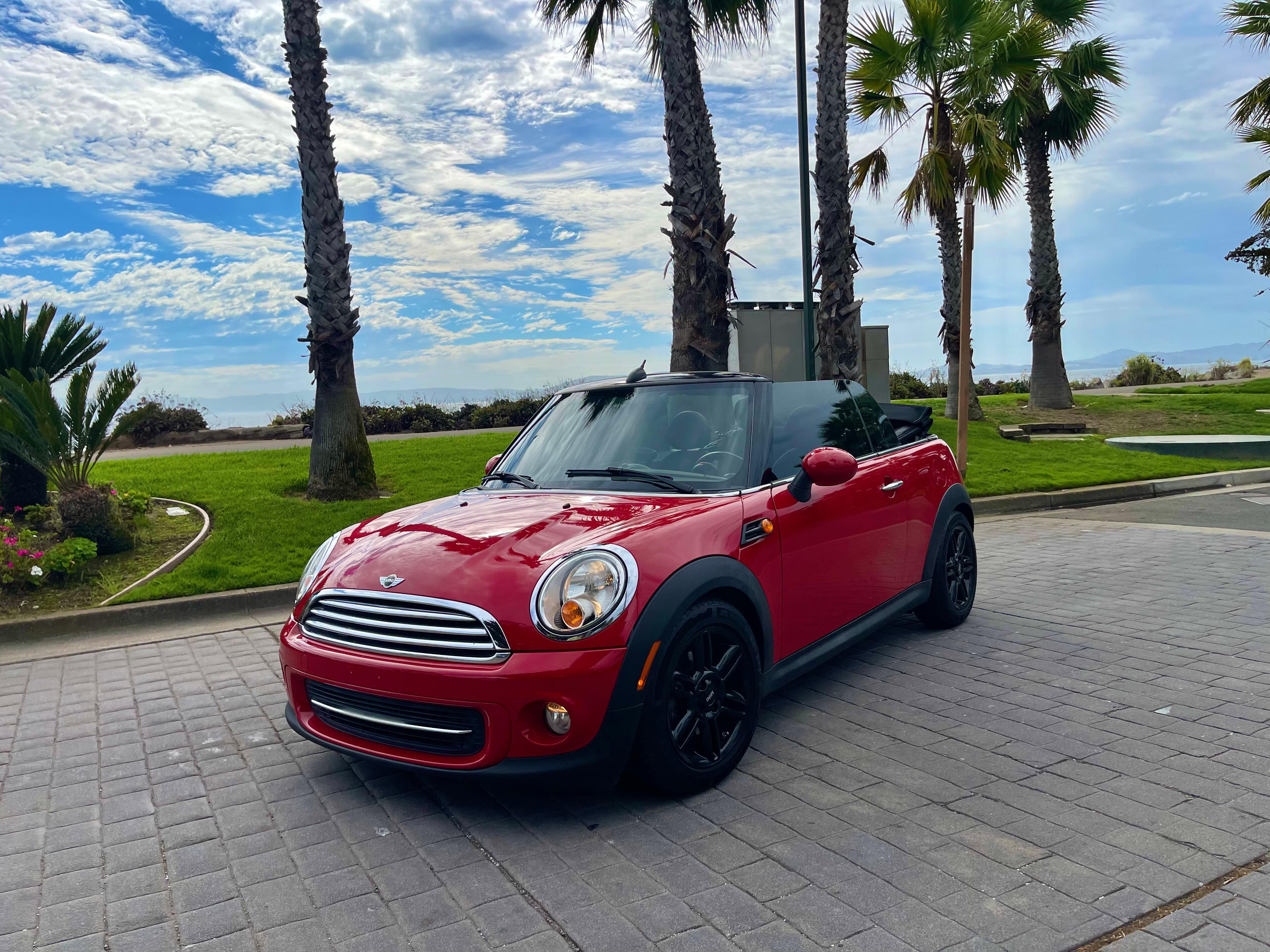 MINI Convertible 2014 in Burlingame, CA