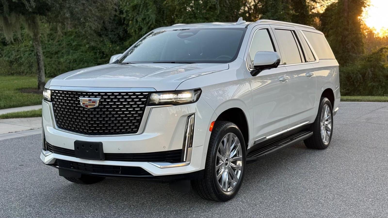 Cadillac Escalade ESV 2023 in Horizon West, FL