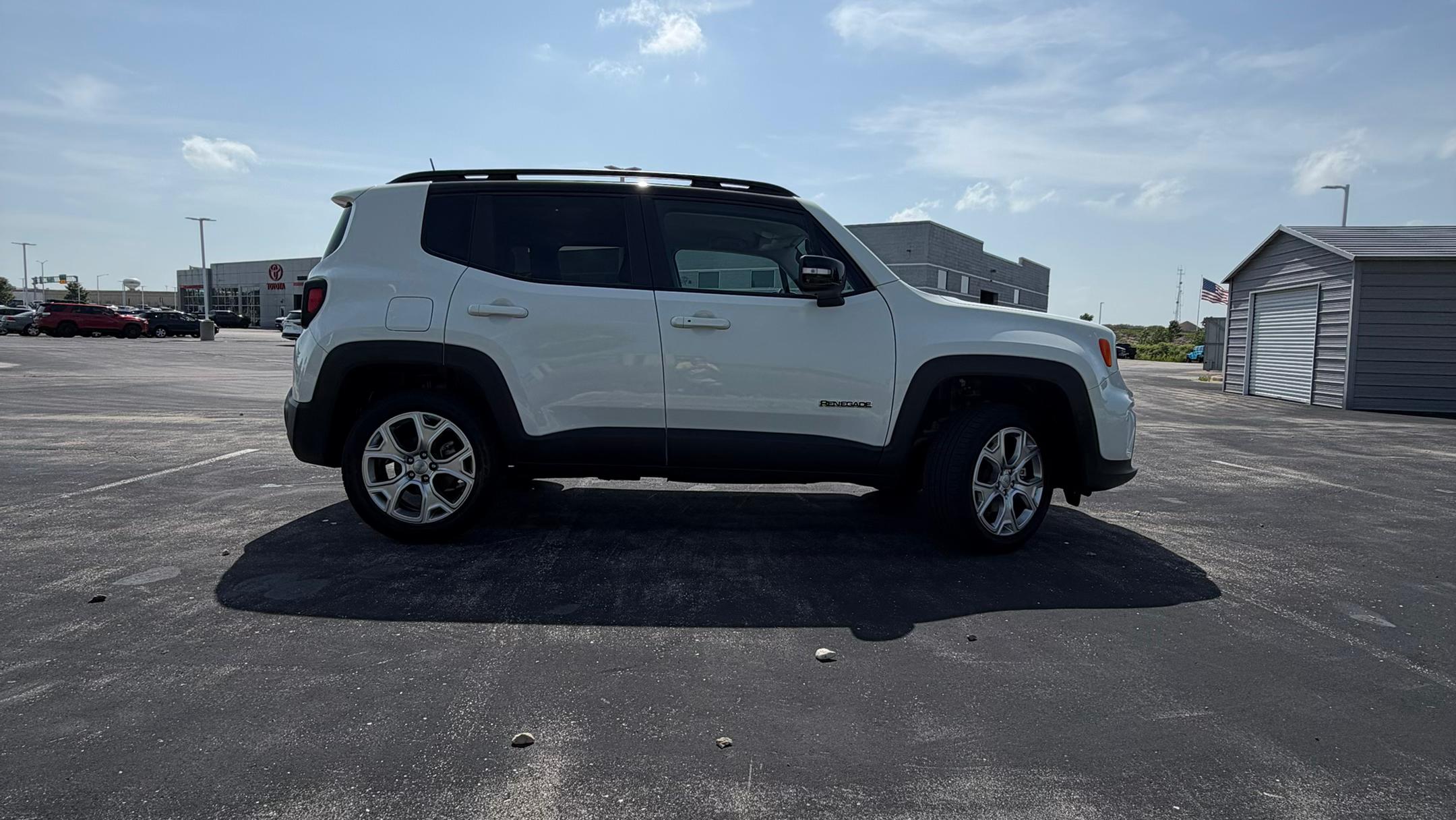 Jeep Renegade 2023 in Chicago, IL