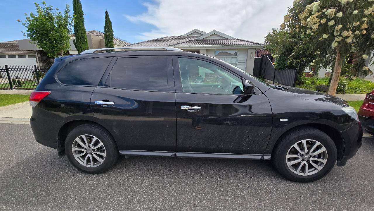 Nissan PATHFINDER 2015 in Craigieburn