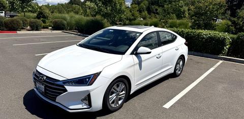 Hyundai Elantra 2020