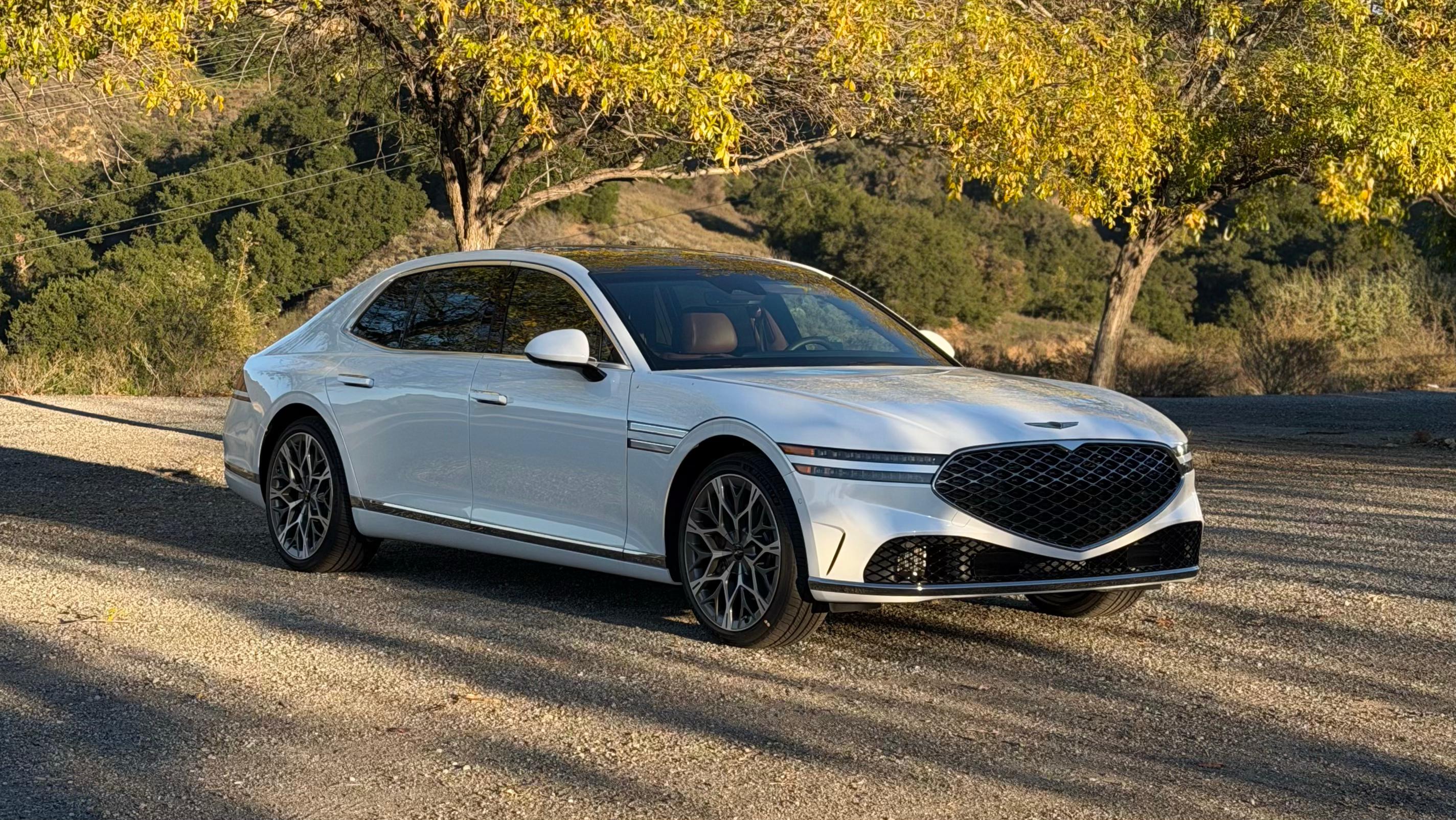 Genesis G90 2026 in Glendale, CA