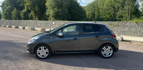 Peugeot 208 2017