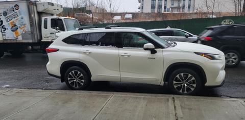 Toyota Highlander Hybrid 2021
