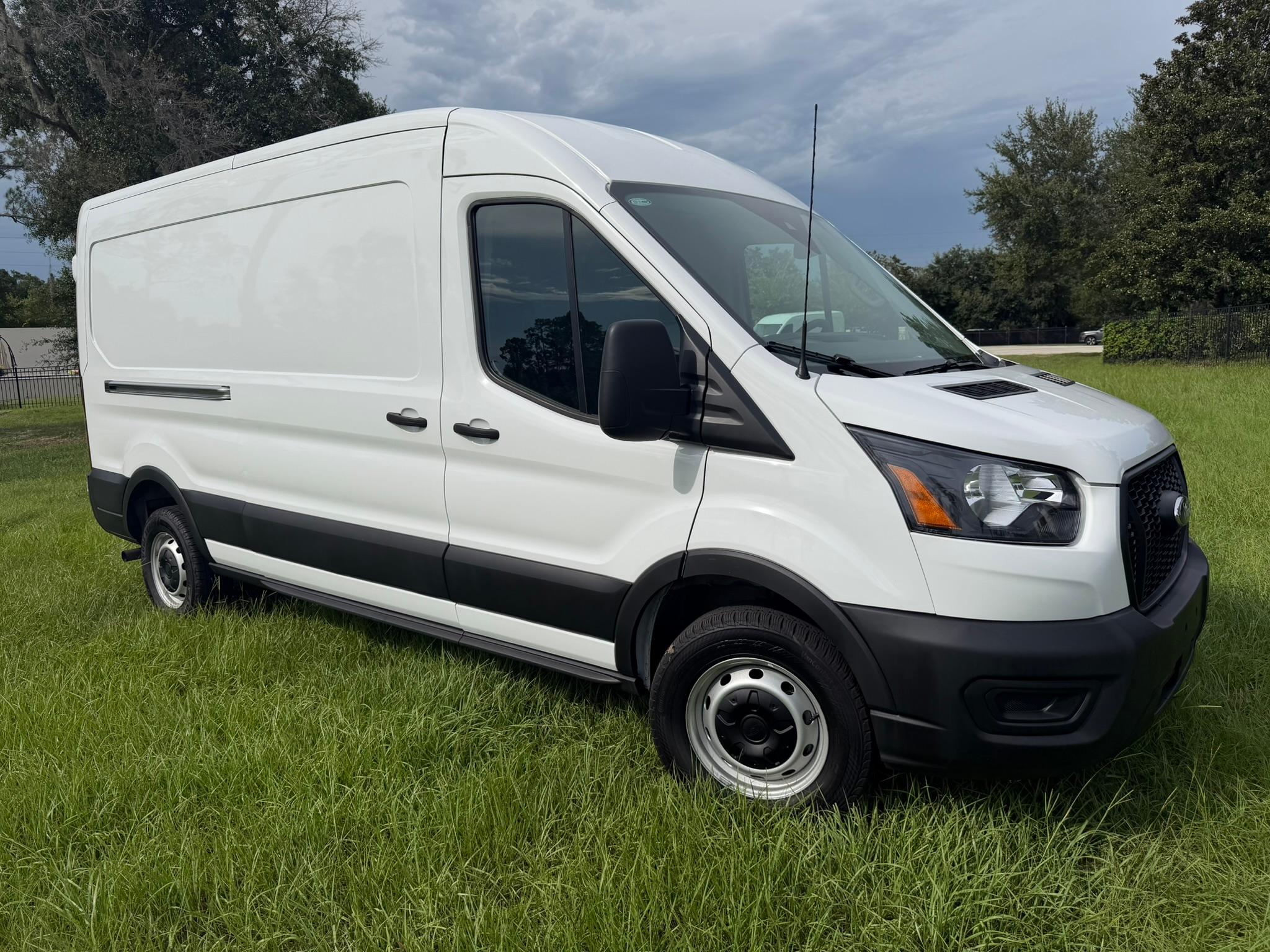 Ford Transit Cargo 2025 in Orlando, FL