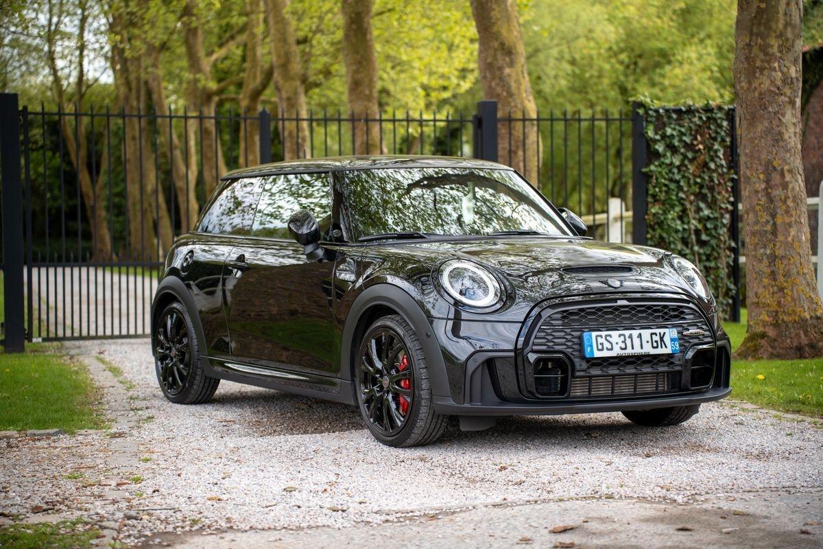 MINI HATCH 3 PORTES 2023 à Montluçon