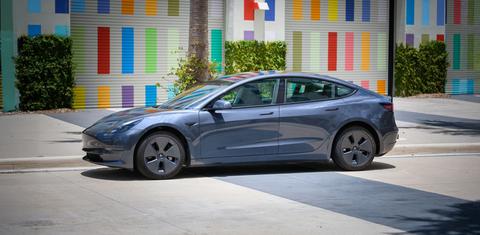 Tesla Model 3 2023