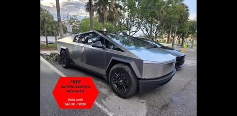 Tesla Cybertruck 2025