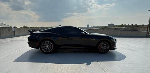 Ford Mustang 2025