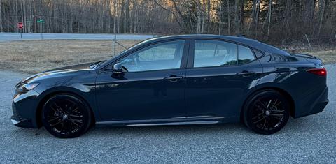 Toyota Camry Hybrid 2025