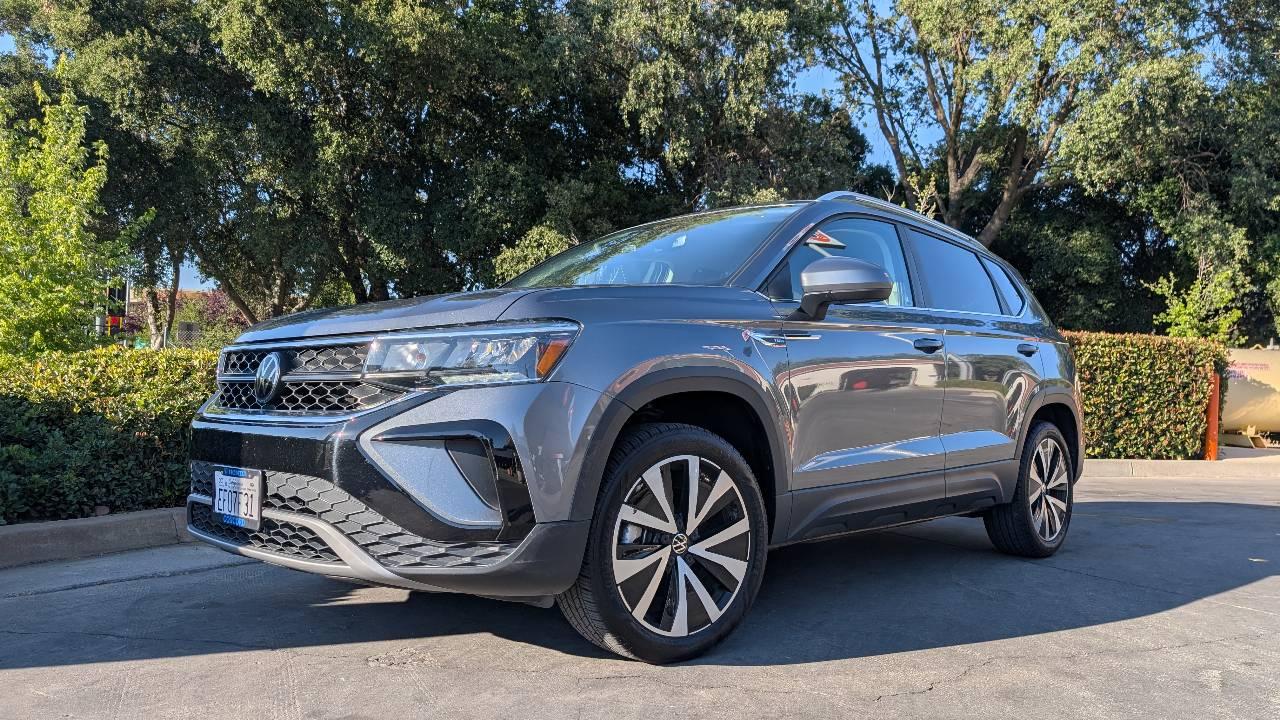 Volkswagen Taos 2024 in Los Angeles, CA