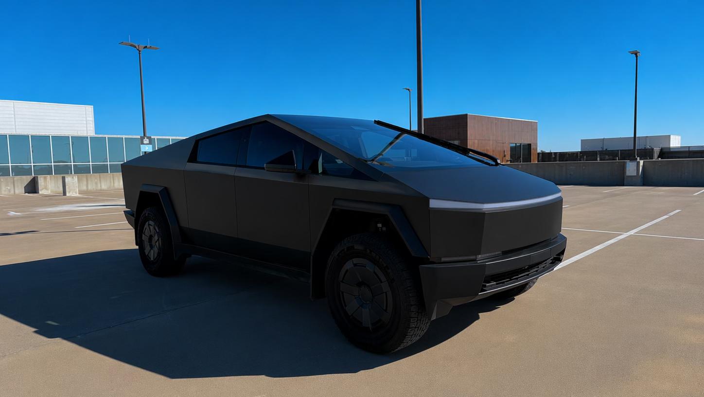 Tesla Cybertruck 2025 in Fort Worth, TX
