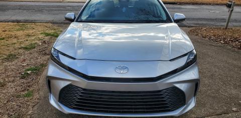 Toyota Camry Hybrid 2025