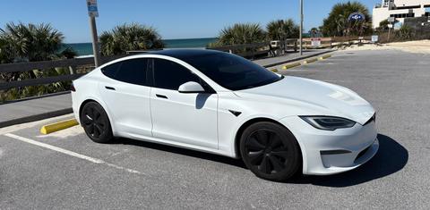 Tesla Model S 2021