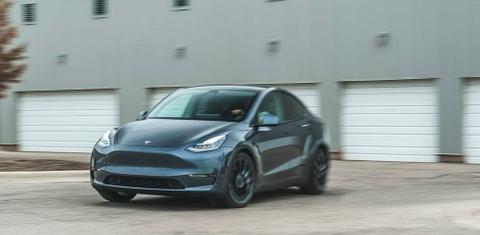 Tesla Model Y 2024