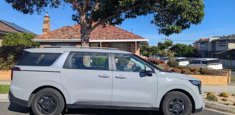 Kia CARNIVAL 2026